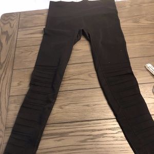 BLANQI SPORTSUPPORT HIPSTER CUFFED LEGGINGS BLACK